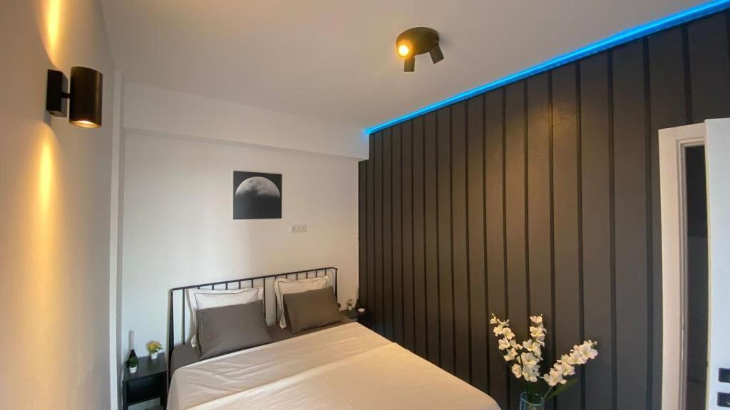 Q Luxury Apartment - Palas Center Iasi Bagian luar foto